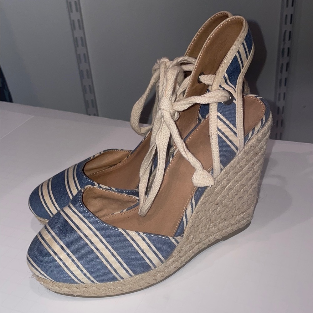 Report Striped Espadrille Straw Wedge Sandals Blue/ivory Size 7